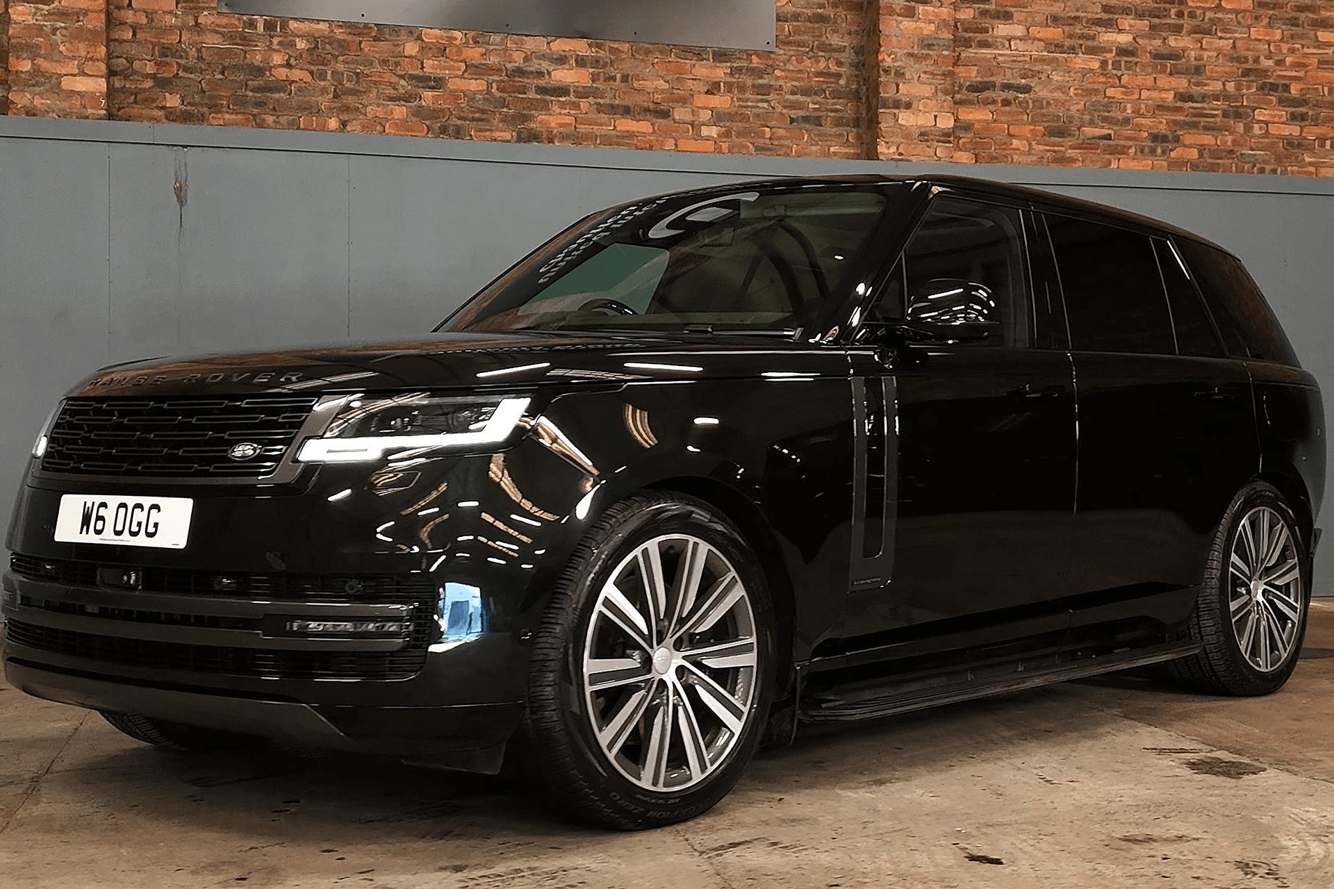 Range Rover Autobiography